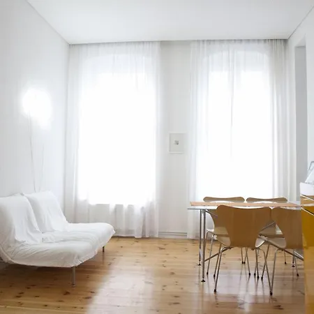 Smartloft & Art 公寓式酒店 4*